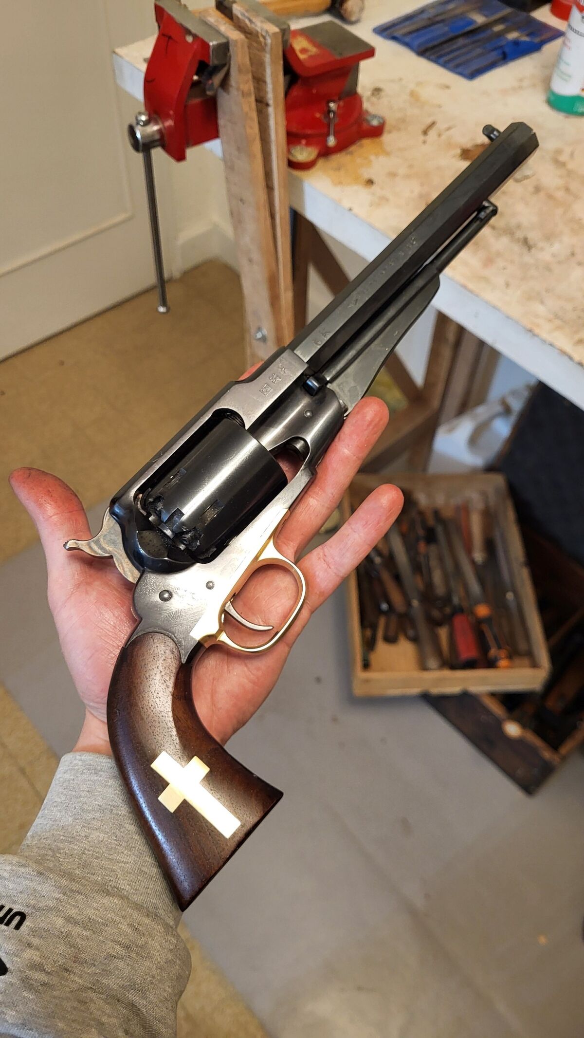 Le revolver terminé