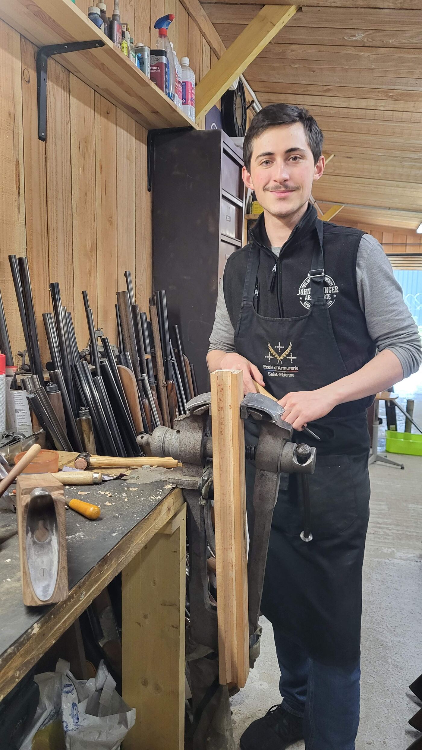 Avril 2026 : ajustage du devant bois à l'atelier
